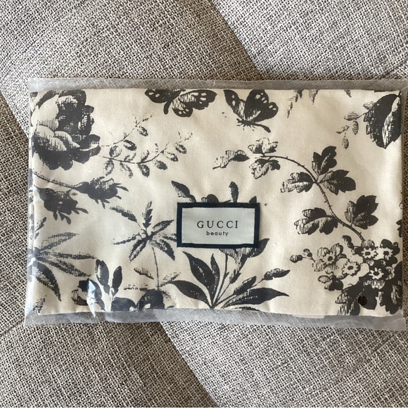 NEW Gucci Bloom Tote - Picture 4 of 8